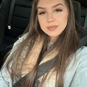 Profesora de apoyo especializada en clases de lengua catalana, castellana y matemáticas. Disponibilidad online/presencial